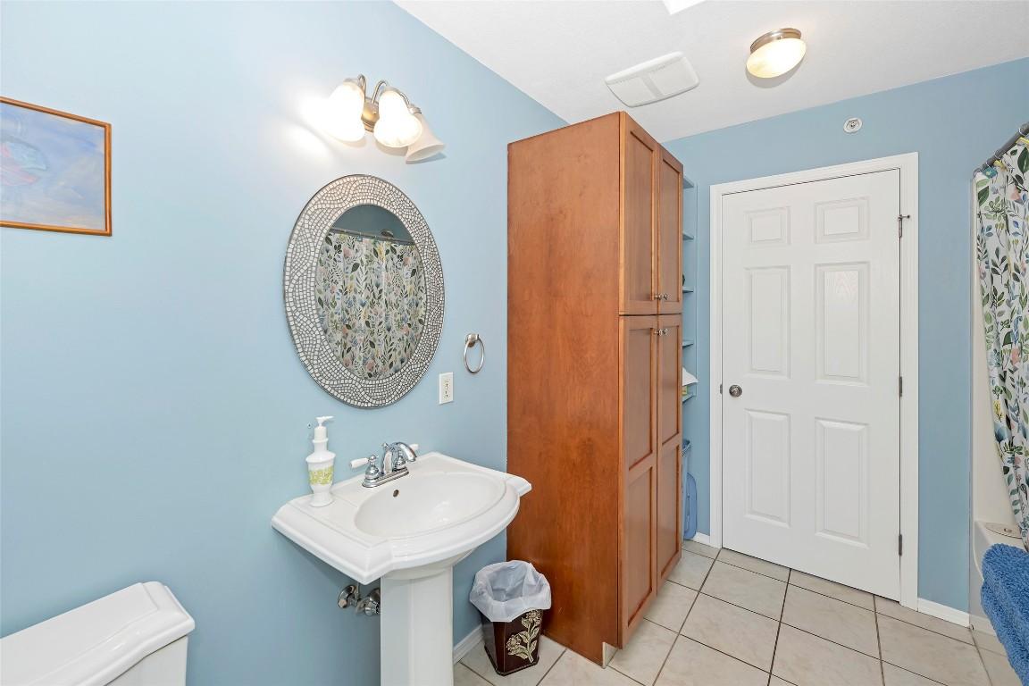 









16864


Gatzke

Road,
Oyama,




BC
V4V 2J1

