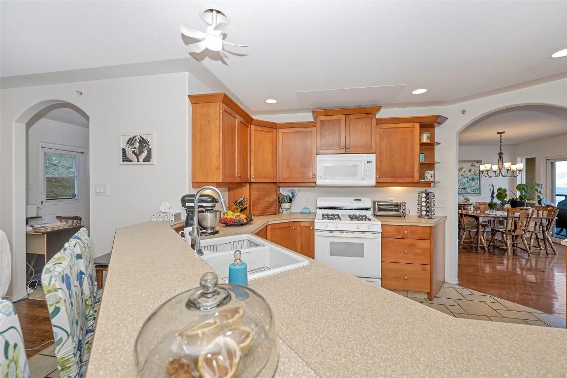 









16864


Gatzke

Road,
Oyama,




BC
V4V 2J1

