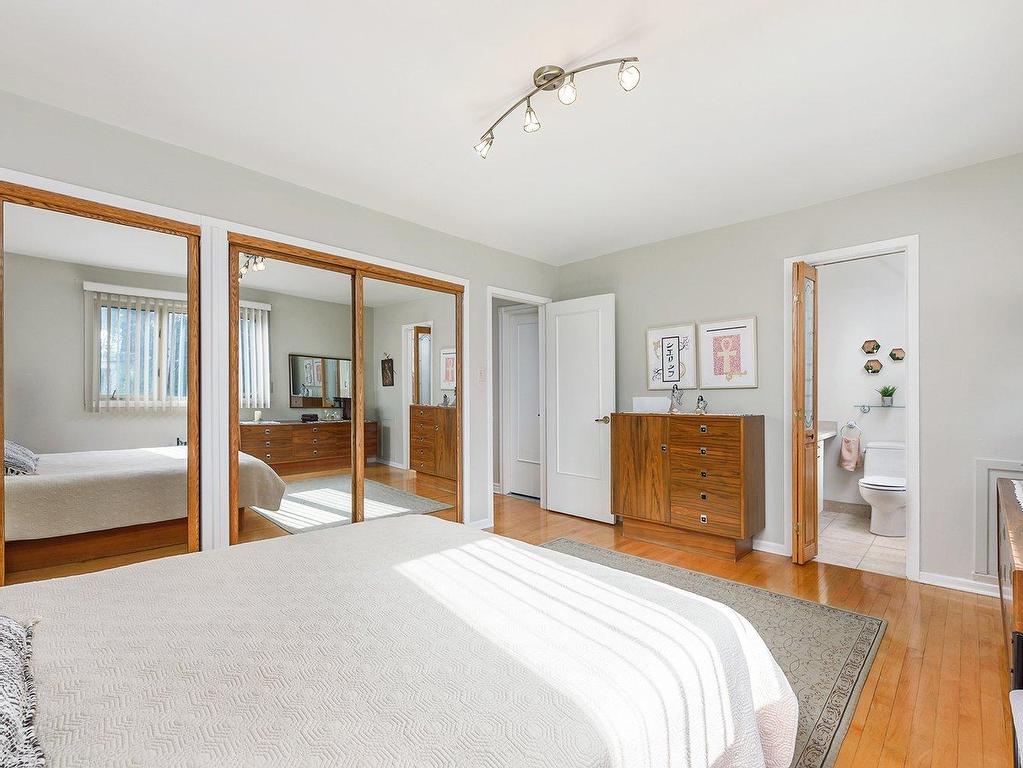 









4461


Rue Wagner

,
Montréal (Pierrefonds-Roxboro),




QC
H9A2W2

