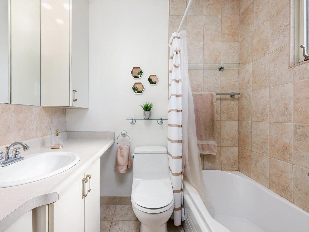 









4461


Rue Wagner

,
Montréal (Pierrefonds-Roxboro),




QC
H9A2W2

