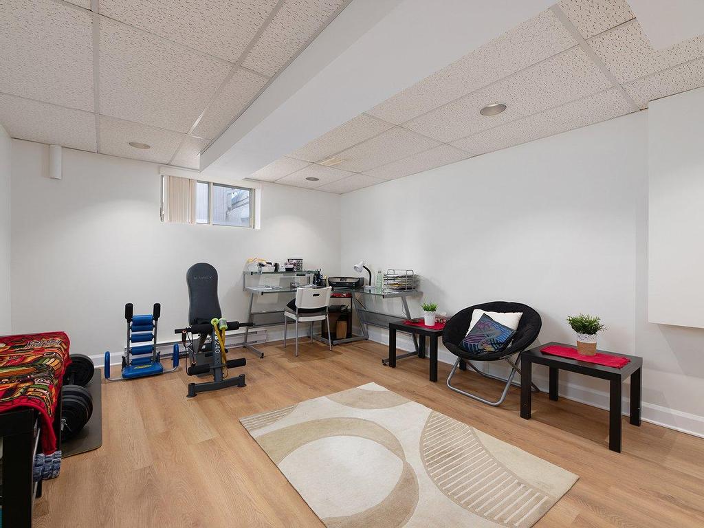 









4461


Rue Wagner

,
Montréal (Pierrefonds-Roxboro),




QC
H9A2W2

