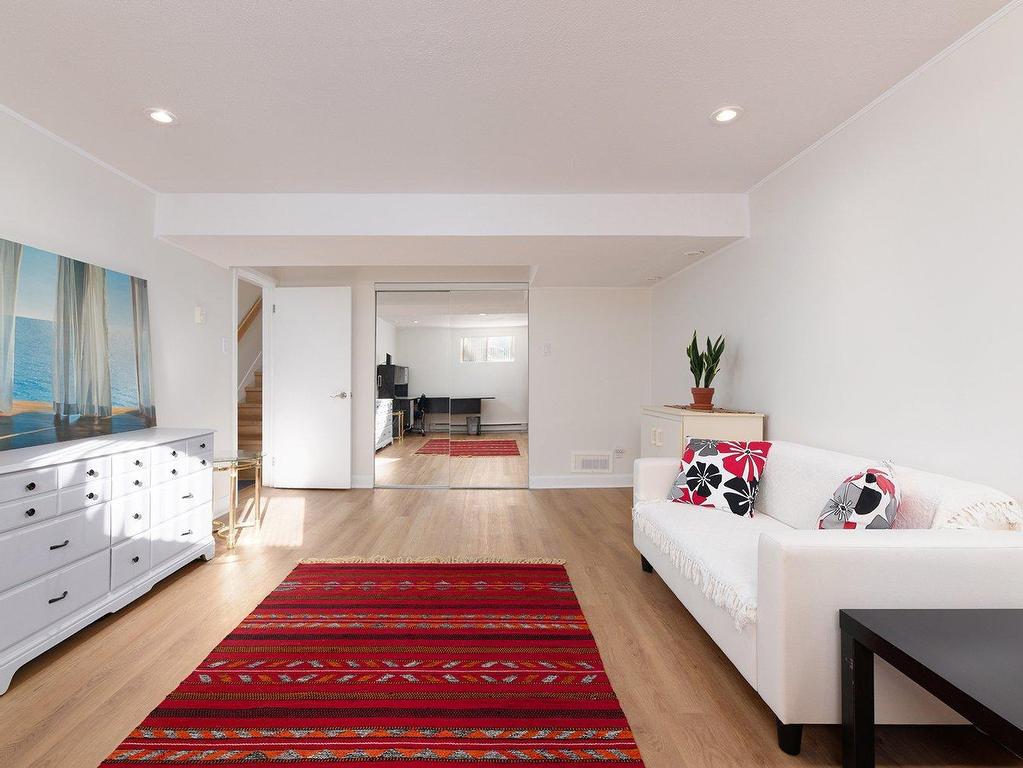 









4461


Rue Wagner

,
Montréal (Pierrefonds-Roxboro),




QC
H9A2W2

