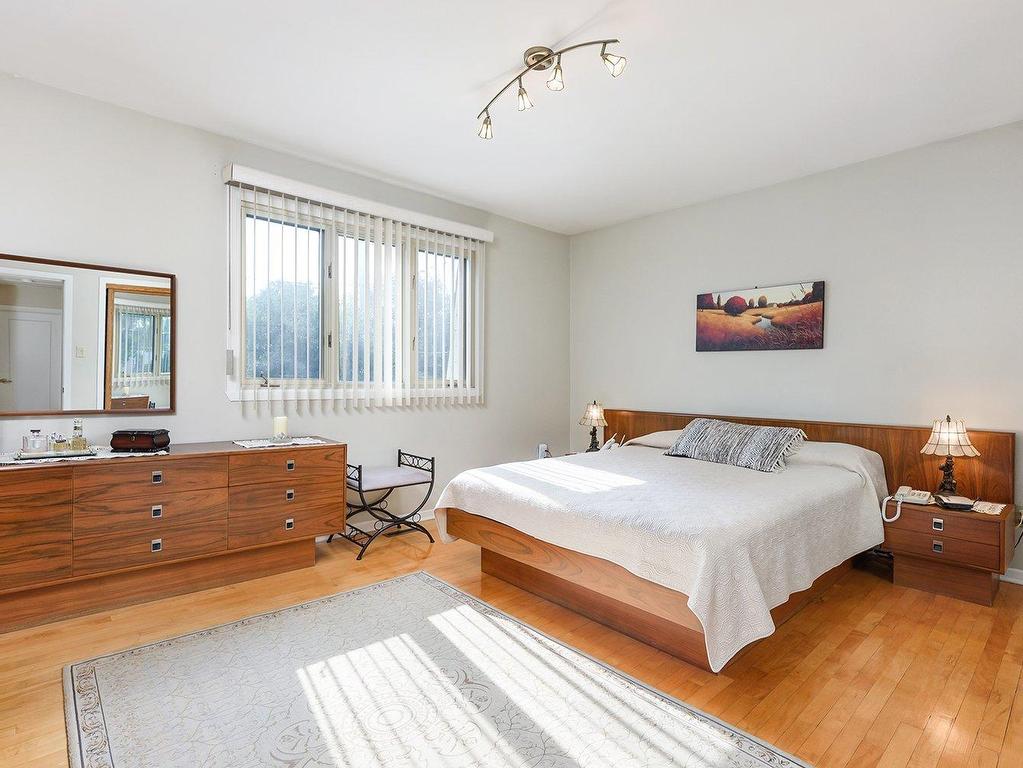 









4461


Rue Wagner

,
Montréal (Pierrefonds-Roxboro),




QC
H9A2W2

