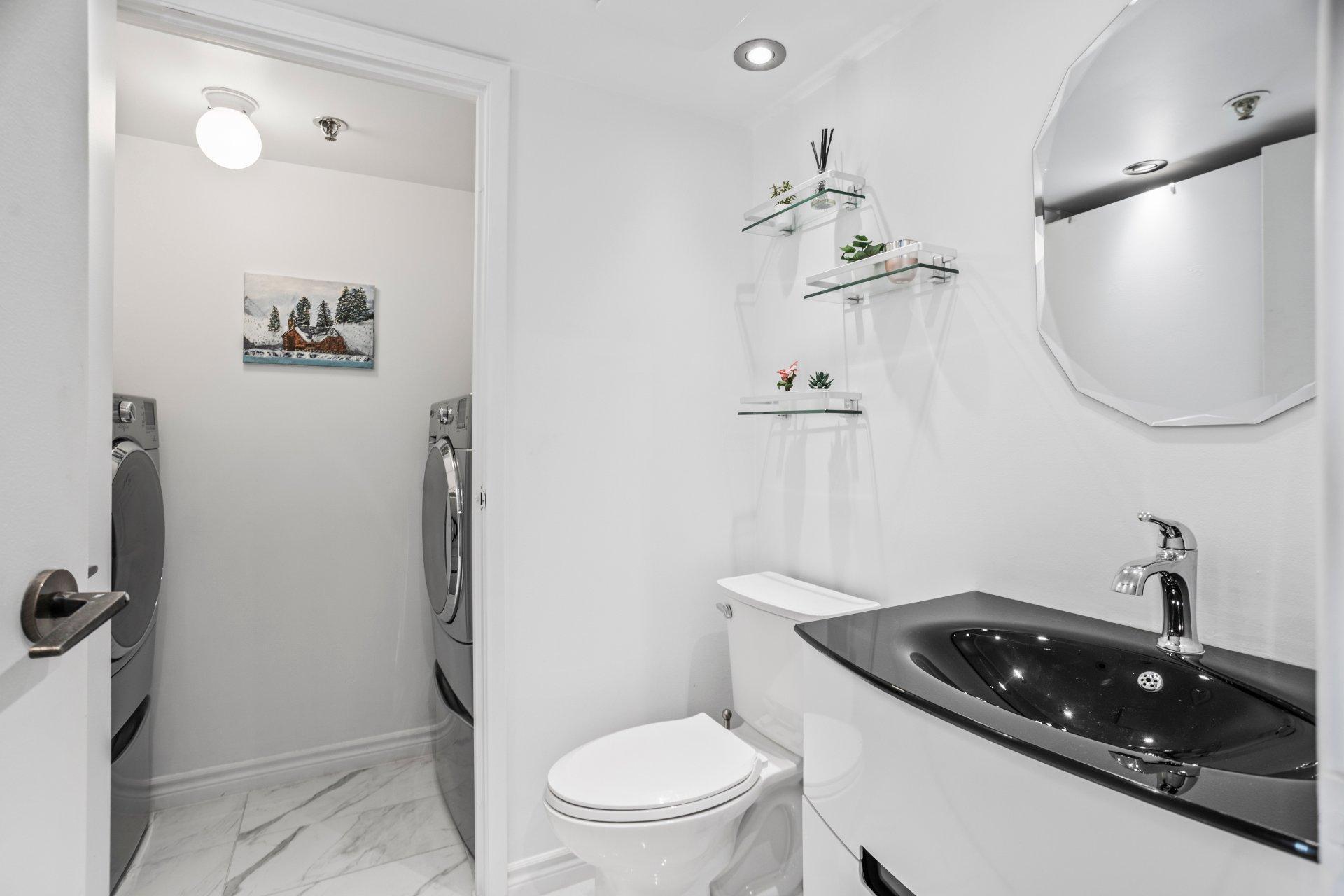 









4300


Place des Cageux

, 701,
Laval (Chomedey),




QC
H7W4Z3

