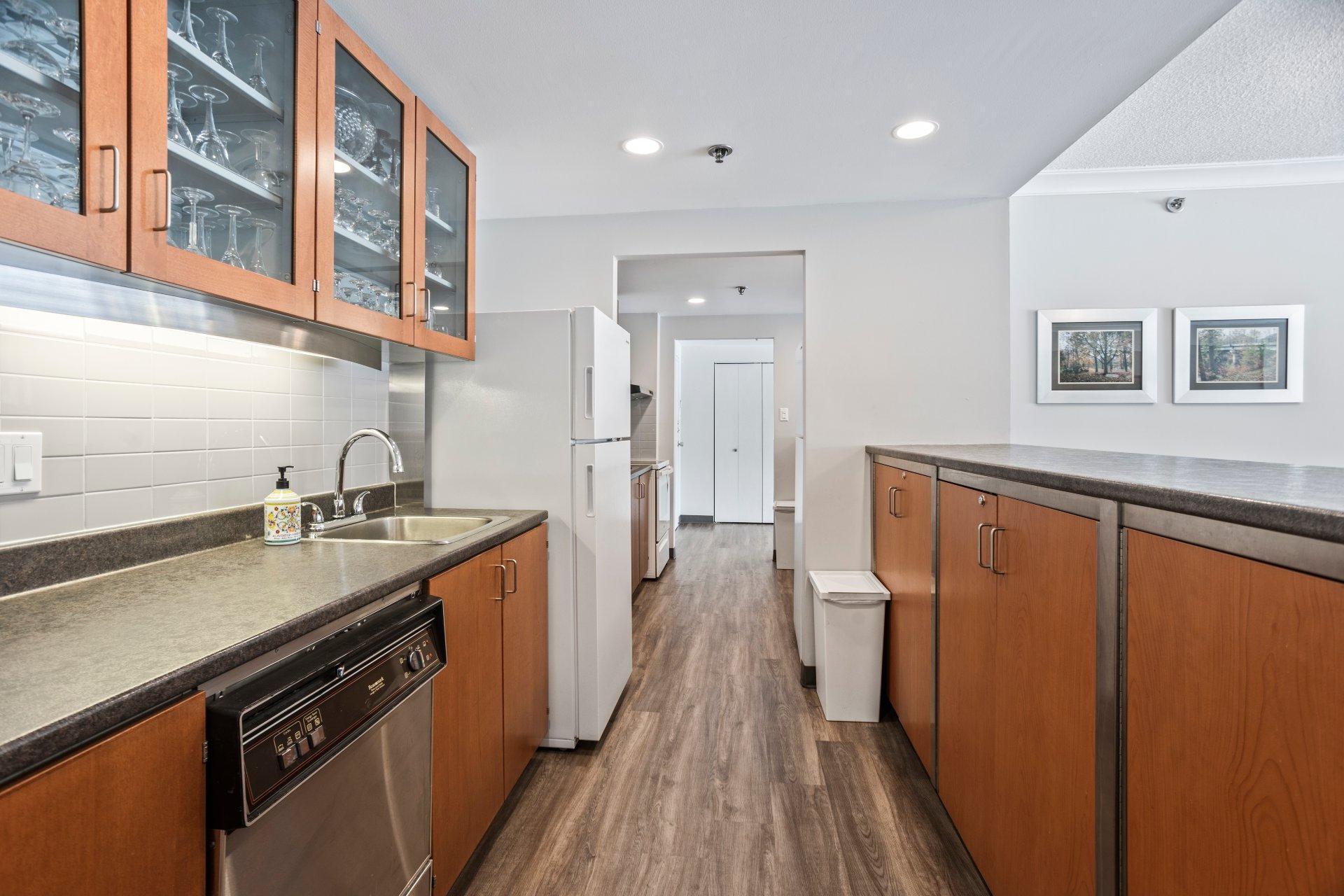 









4300


Place des Cageux

, 701,
Laval (Chomedey),




QC
H7W4Z3

