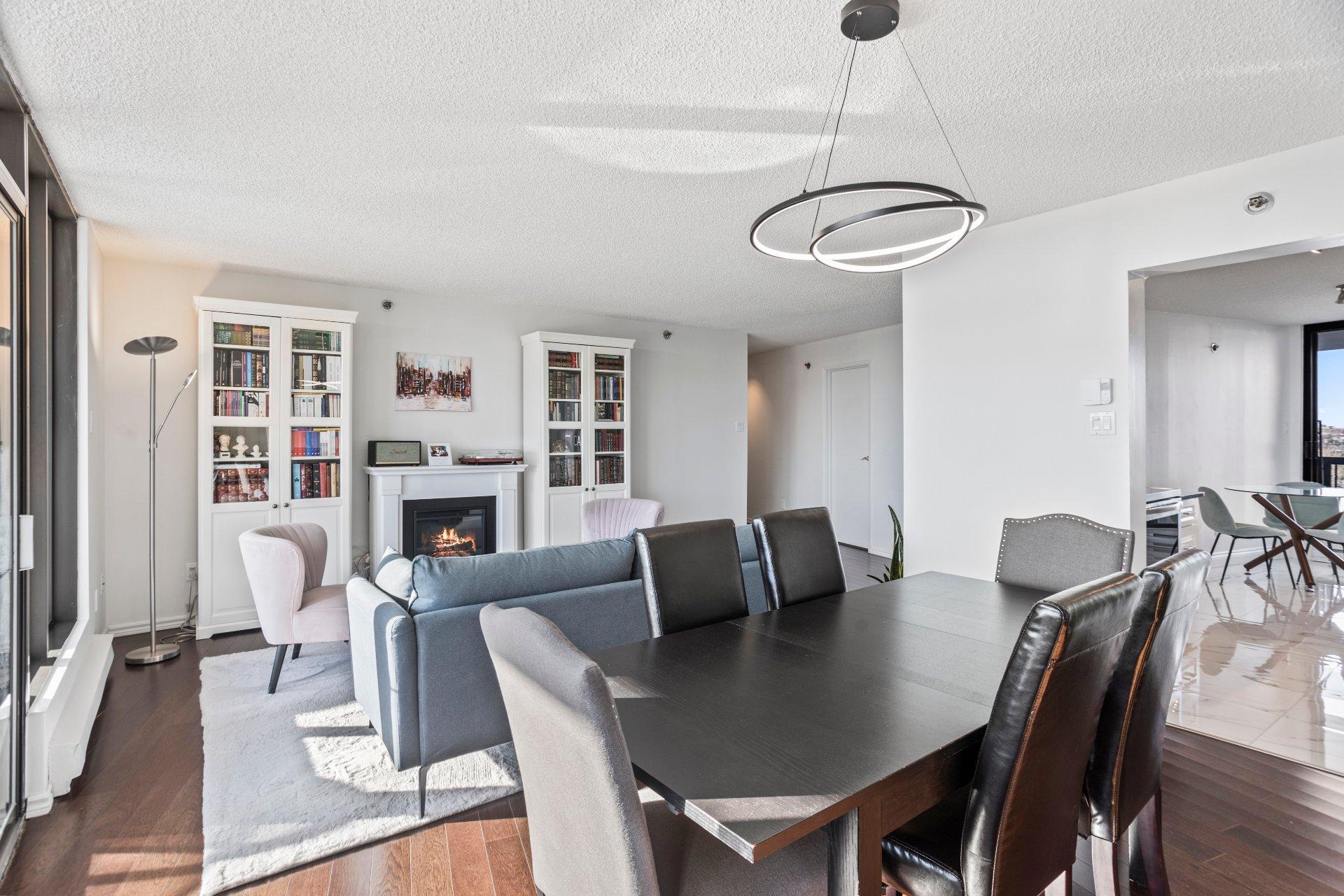 









4300


Place des Cageux

, 701,
Laval (Chomedey),




QC
H7W4Z3


