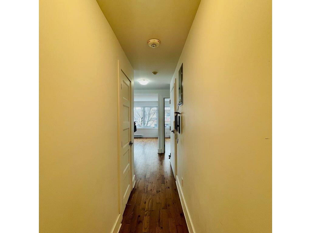 









4027


Rue Jean-Talon E.

,
Montréal (Villeray/Saint-Michel/Parc-Extension),




QC
H2A1Y9

