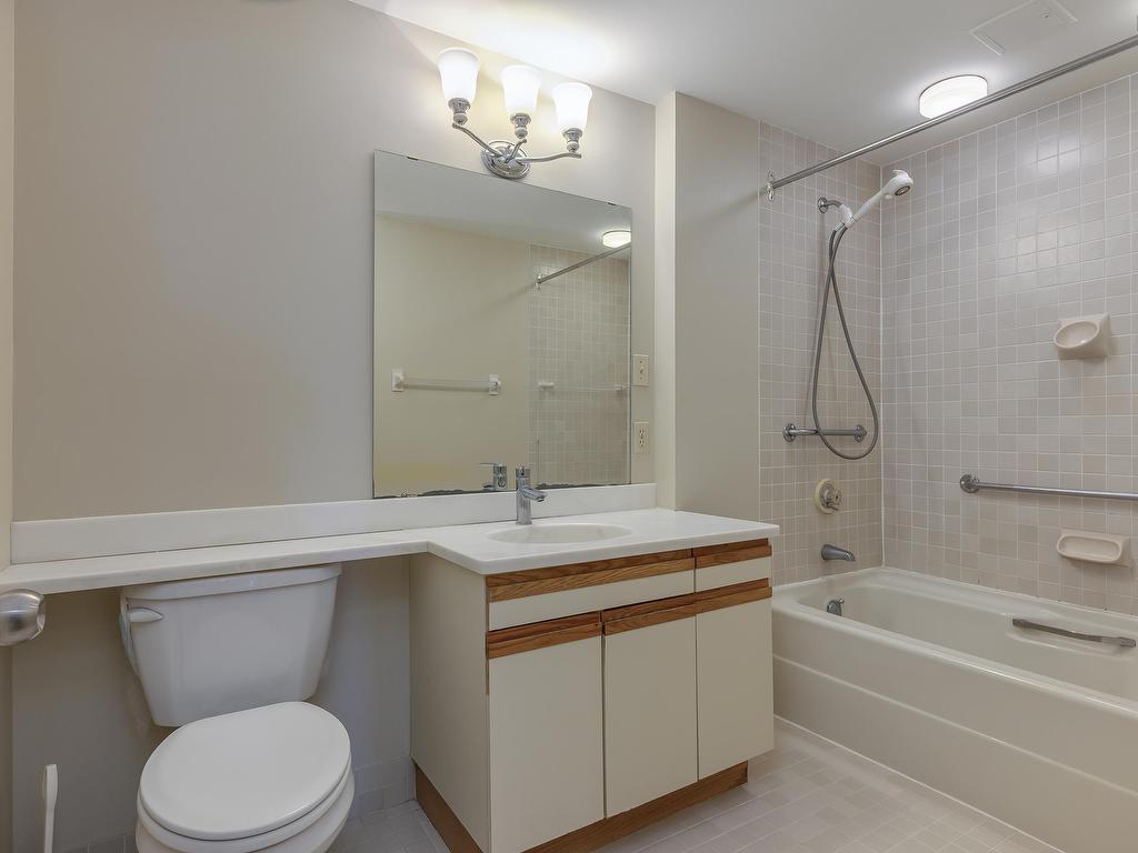 












110 1350 Oxford Street

,
Halifax,




NS
B3H 3Y8

