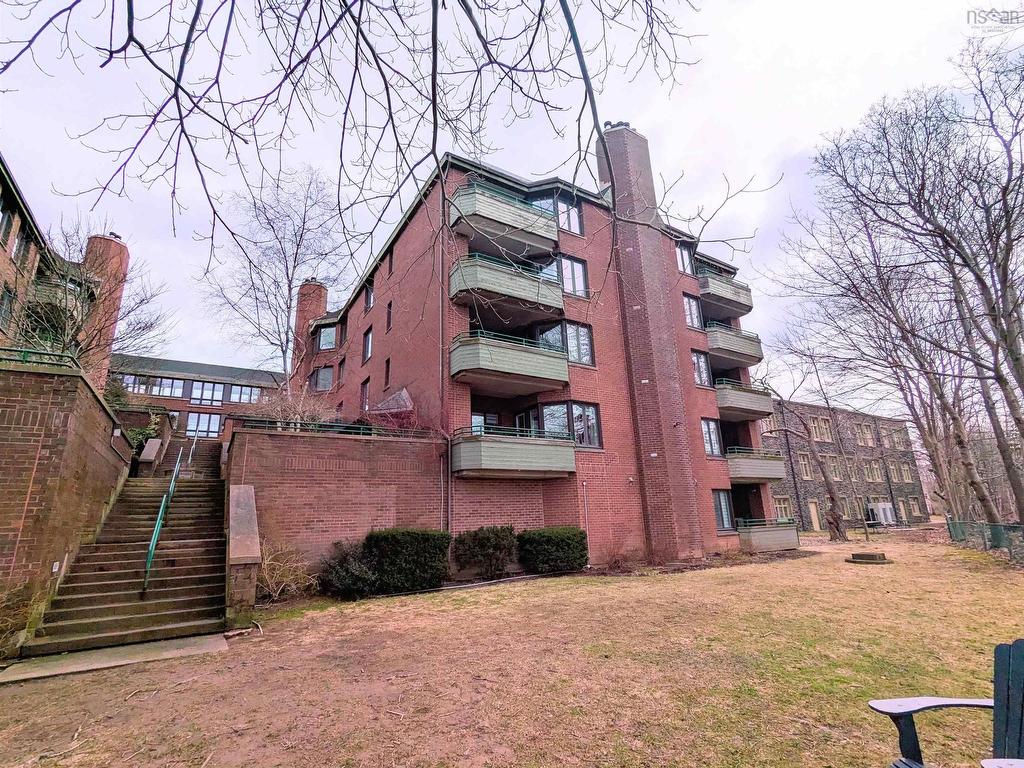 












110 1350 Oxford Street

,
Halifax,




NS
B3H 3Y8


