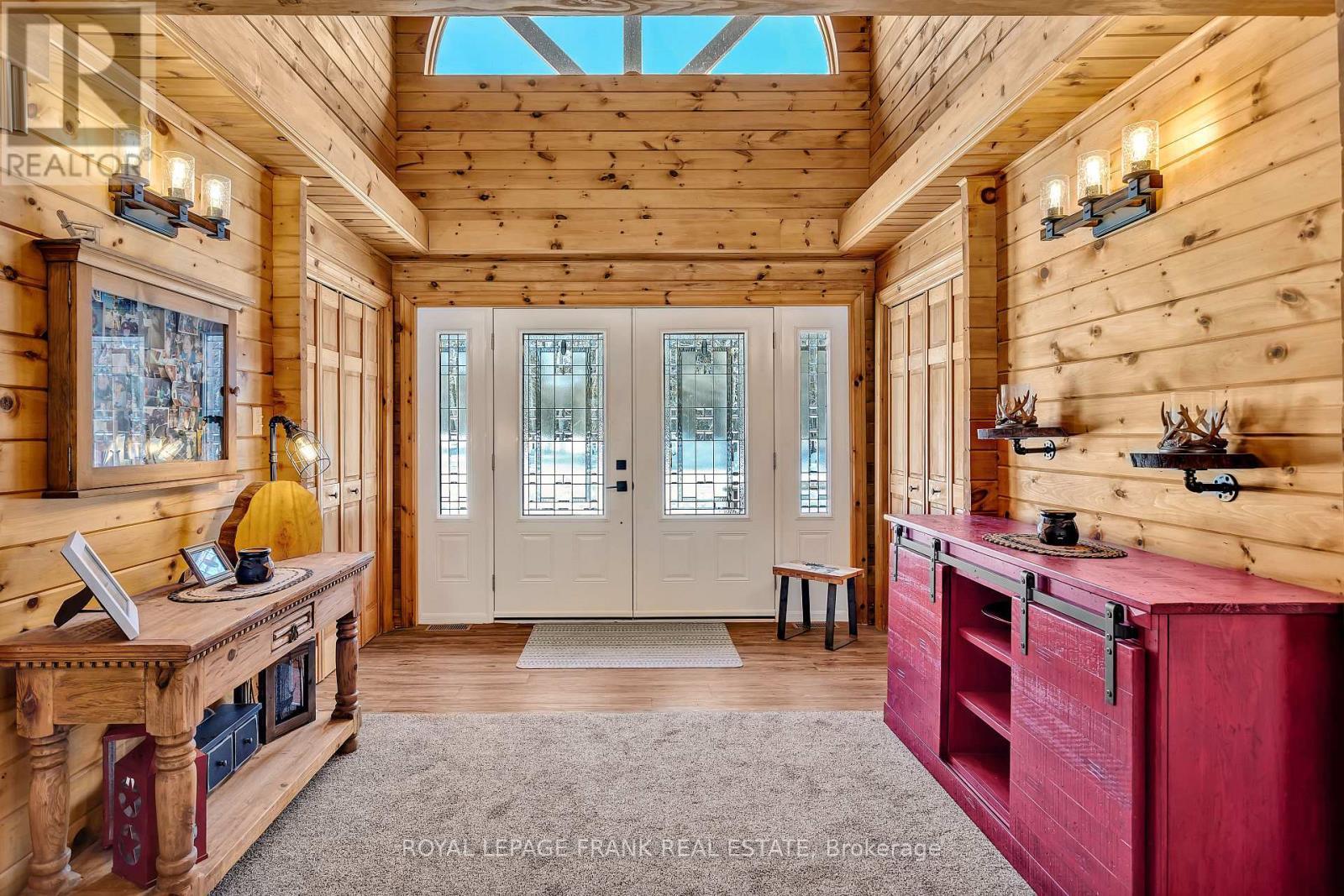 












3515 COUNTY RD 121 ROAD

,
Kawartha Lakes (Fenelon),




Ontario
K0M2A0

