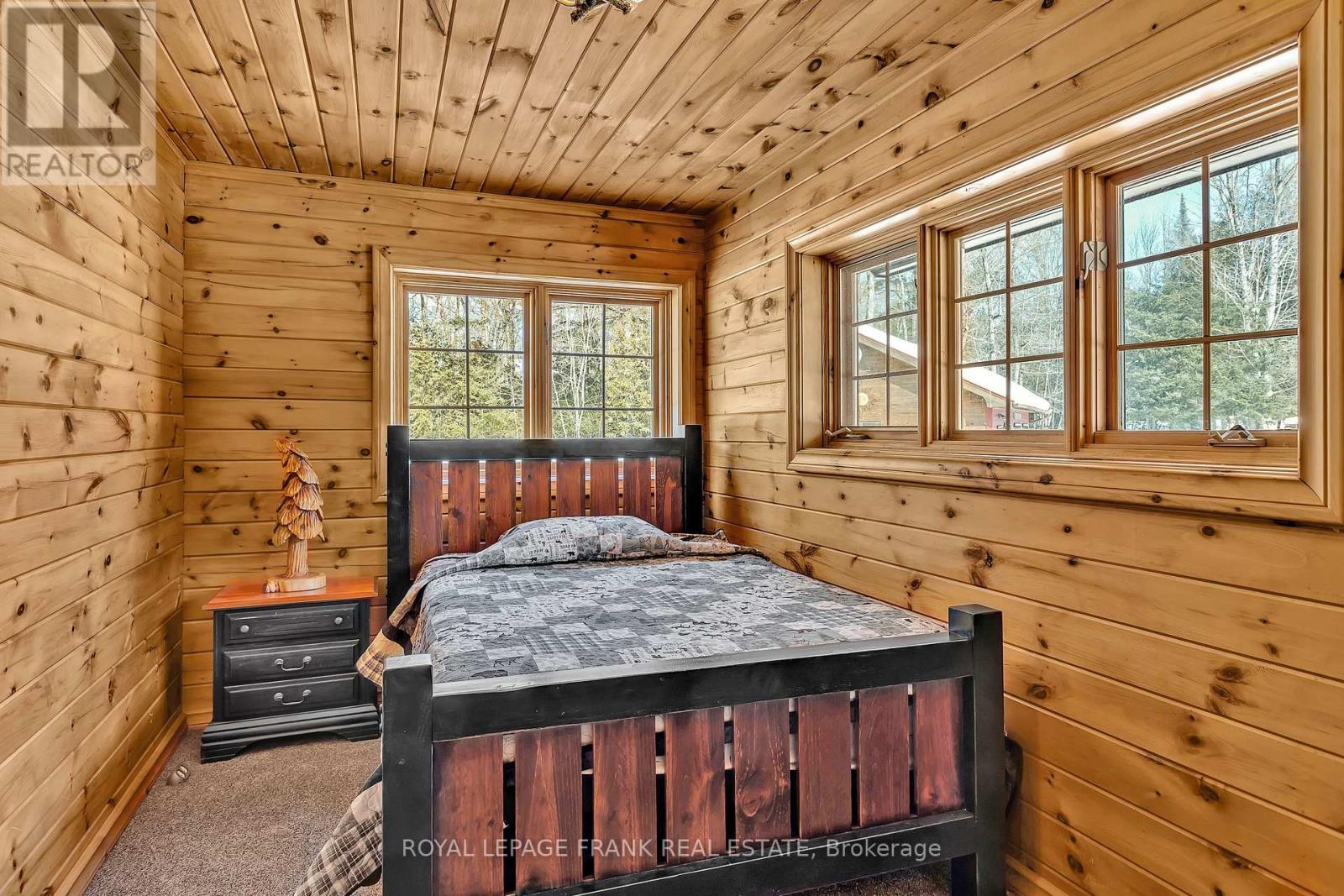 












3515 COUNTY RD 121 ROAD

,
Kawartha Lakes (Fenelon),




Ontario
K0M2A0

