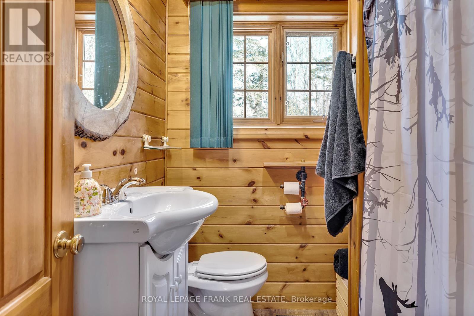 












3515 COUNTY RD 121 ROAD

,
Kawartha Lakes (Fenelon),




Ontario
K0M2A0

