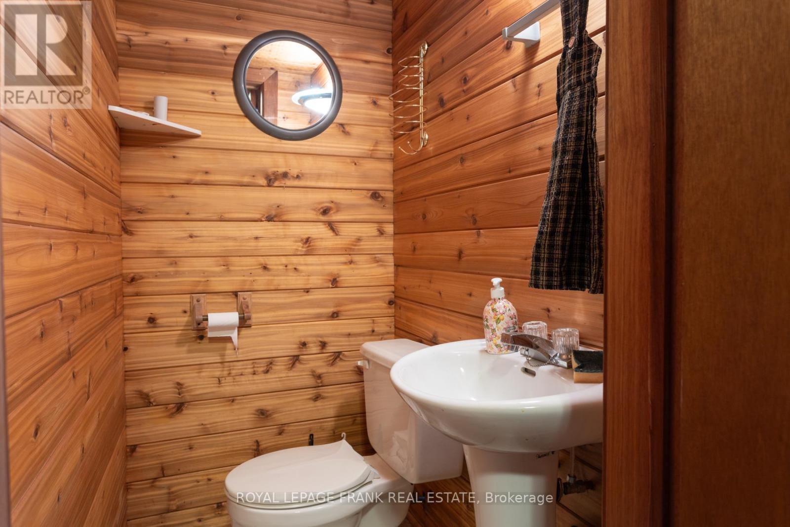 












3515 COUNTY RD 121 ROAD

,
Kawartha Lakes (Fenelon),




Ontario
K0M2A0

