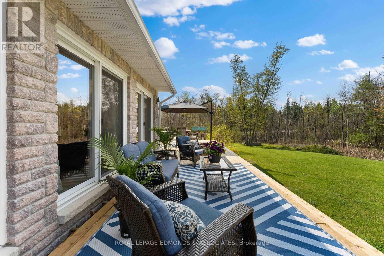 












50 BLUE DANUBE WAY

,
Laurentian Valley,




Ontario
K8A6W2

