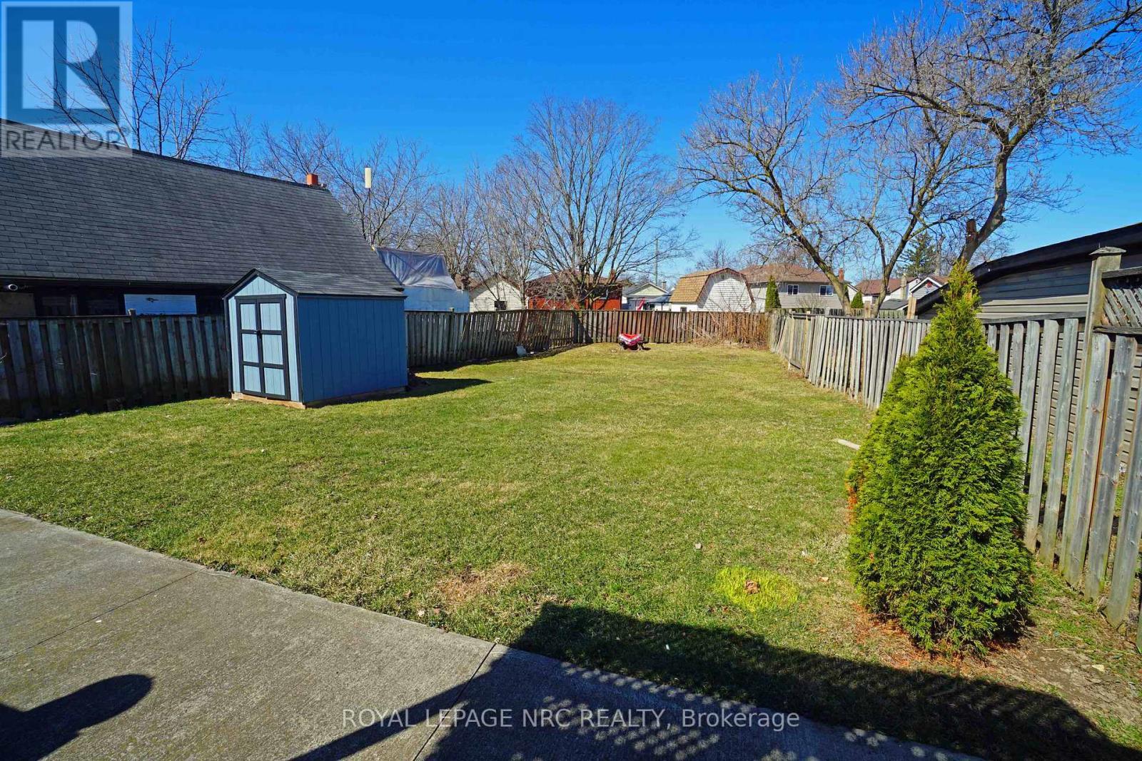 












228 PELHAM ROAD

,
St. Catharines (Western Hill),




Ontario
L2S1X6


