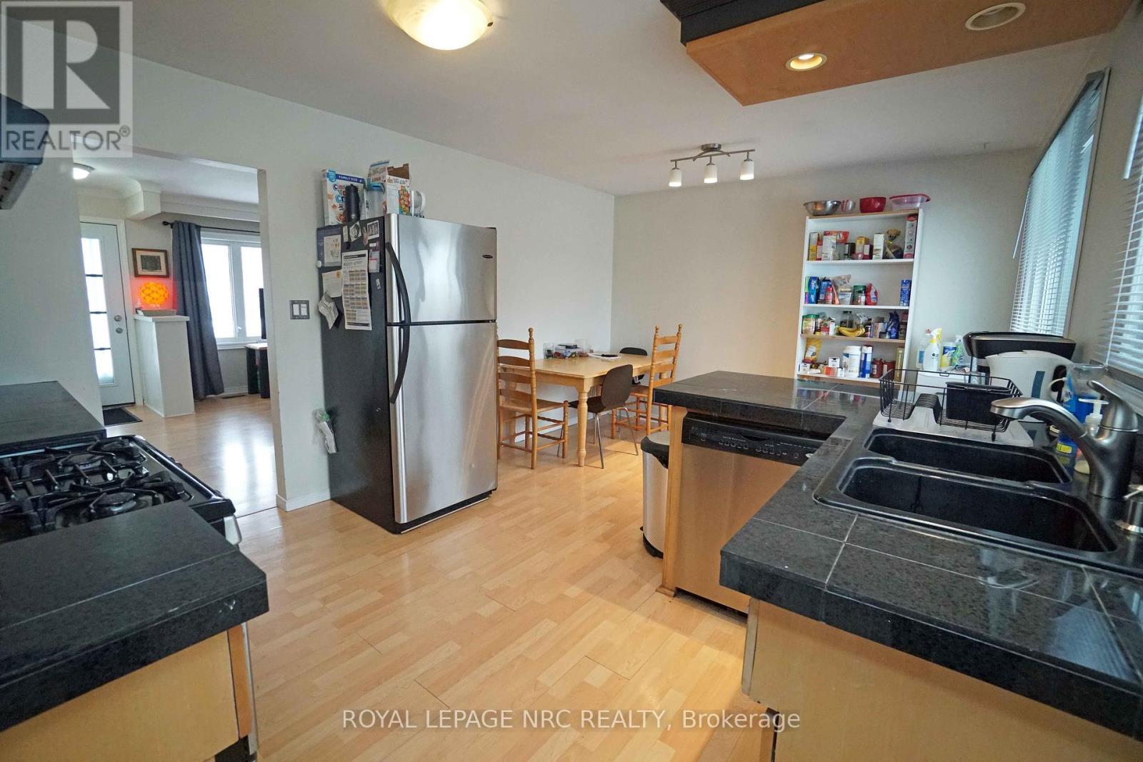 












228 PELHAM ROAD

,
St. Catharines (Western Hill),




Ontario
L2S1X6

