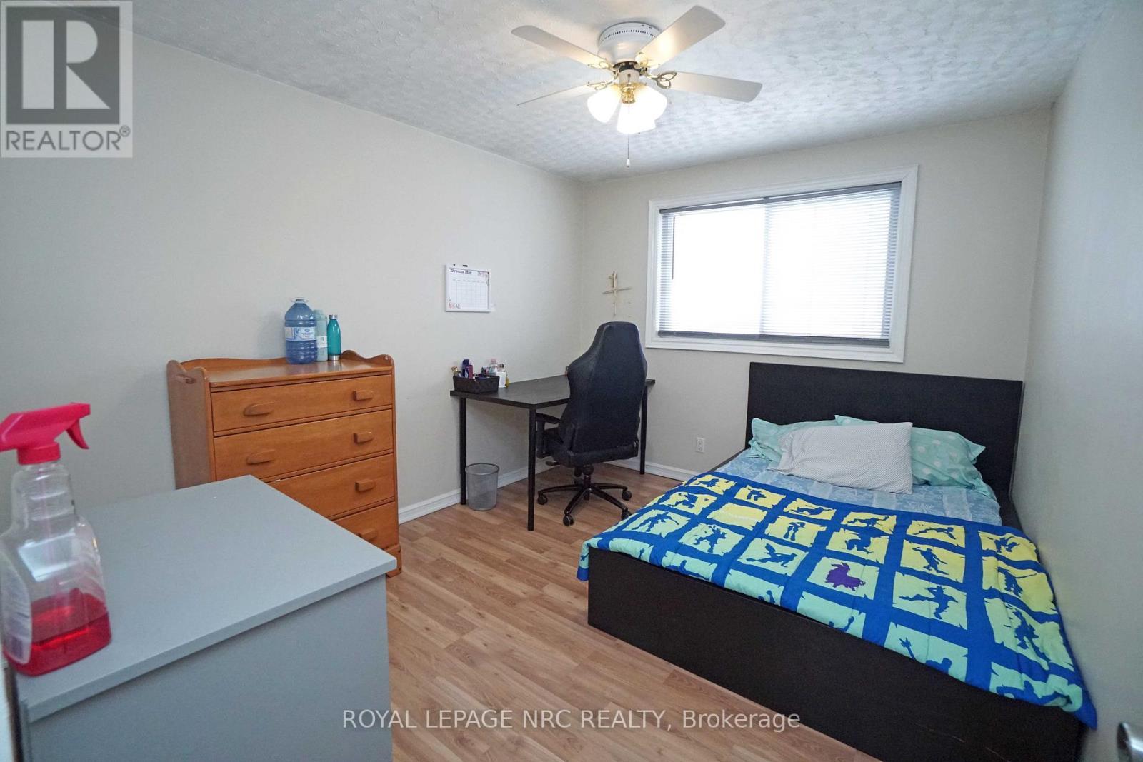 












228 PELHAM ROAD

,
St. Catharines (Western Hill),




Ontario
L2S1X6


