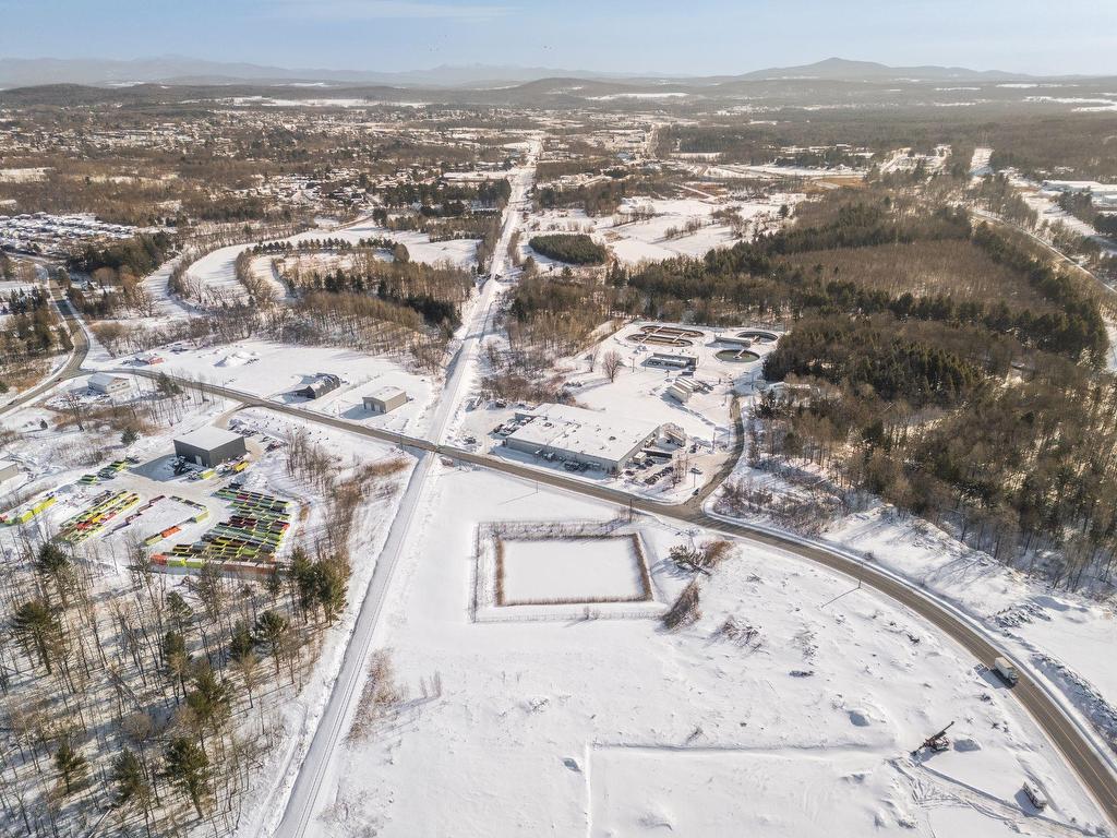 









233


Ch. Brosseau

,
Cowansville,







QC
J2K3G6

