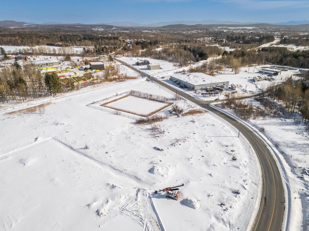 









233


Ch. Brosseau

,
Cowansville,







QC
J2K3G6

