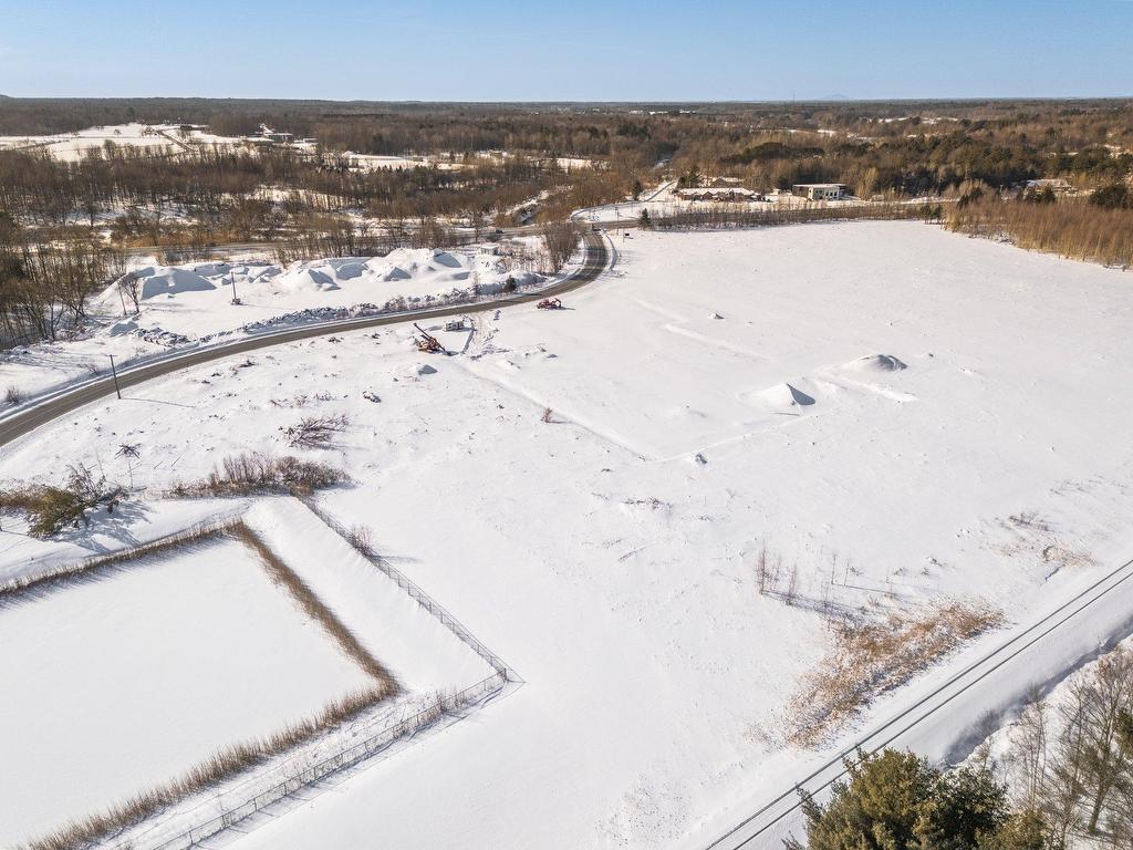









233


Ch. Brosseau

,
Cowansville,







QC
J2K3G6

