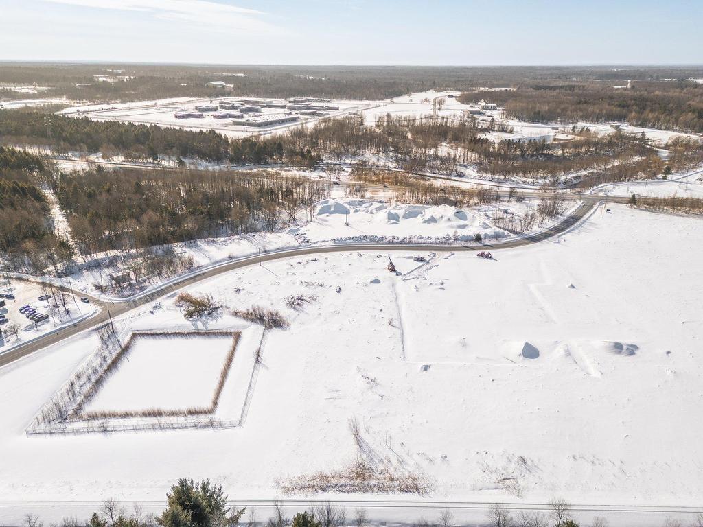 









233


Ch. Brosseau

,
Cowansville,







QC
J2K3G6

