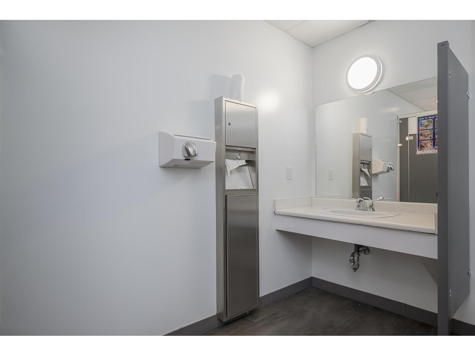 












203 1959 152 STREET

,
Surrey,




British Columbia
V4A9E3

