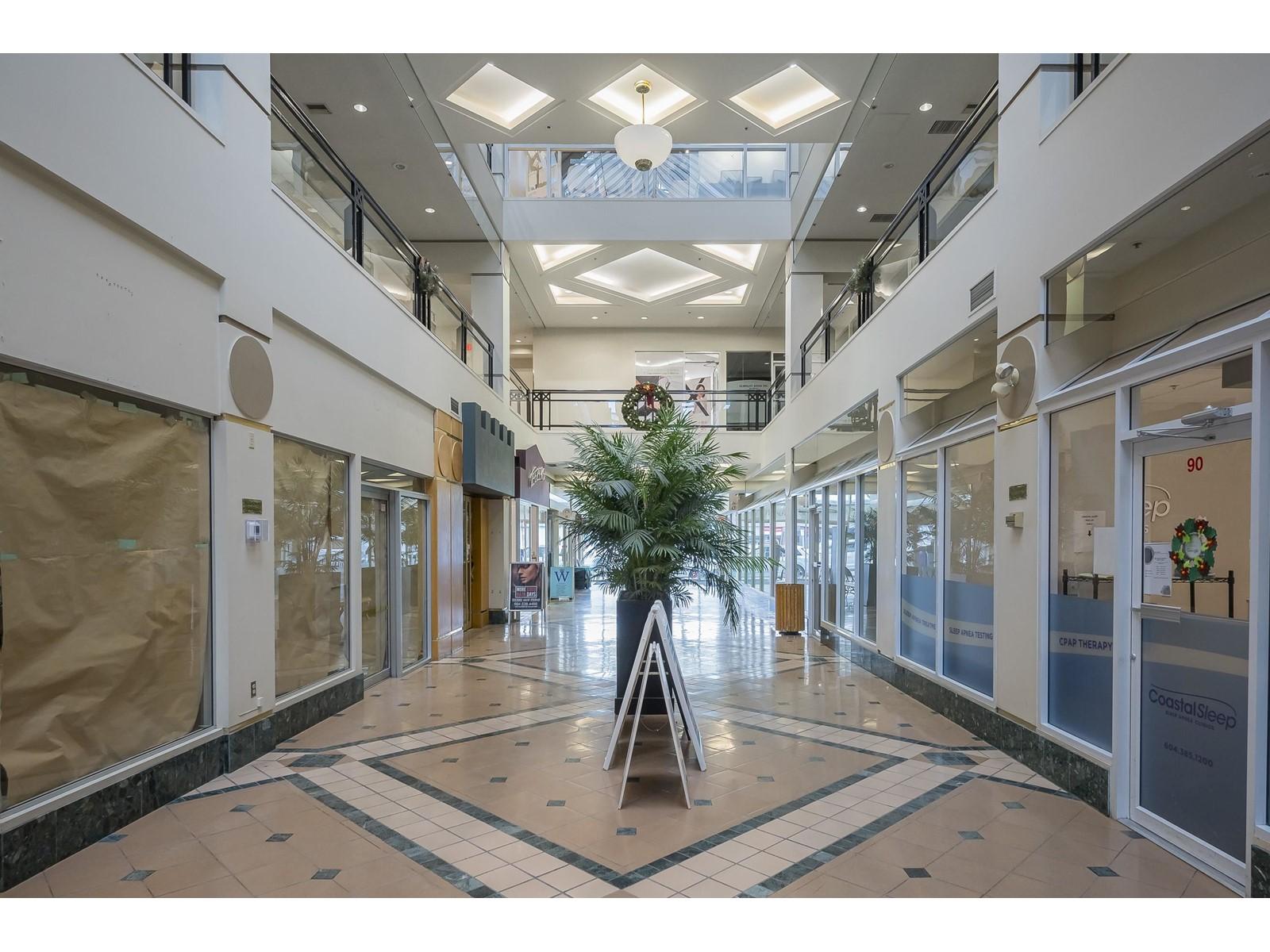 












203 1959 152 STREET

,
Surrey,




British Columbia
V4A9E3

