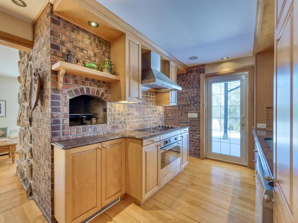 









1009


Boul. de L'Assomption

,
Repentigny (Repentigny),




QC
J6A0B3

