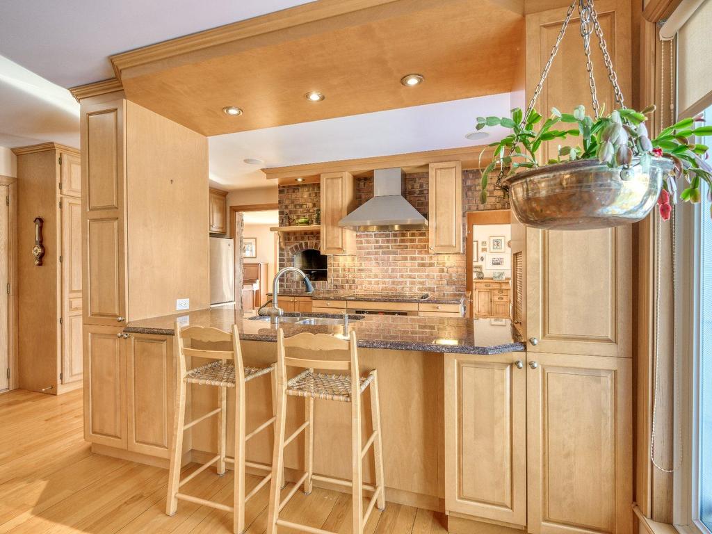 









1009


Boul. de L'Assomption

,
Repentigny (Repentigny),




QC
J6A0B3

