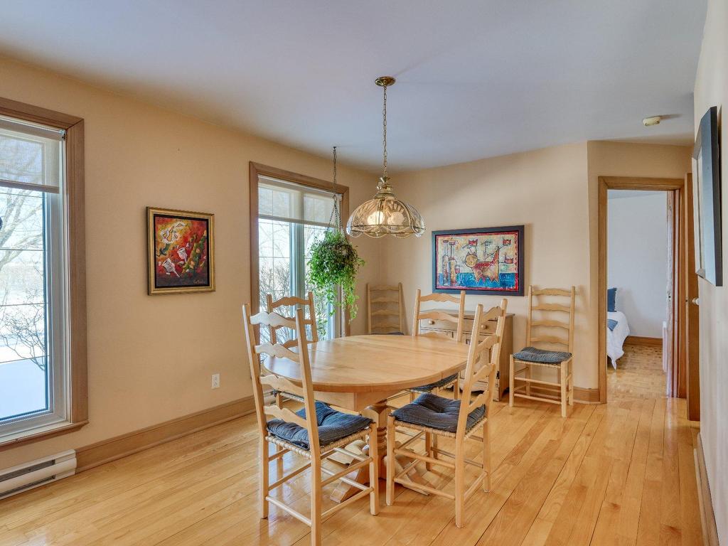 









1009


Boul. de L'Assomption

,
Repentigny (Repentigny),




QC
J6A0B3

