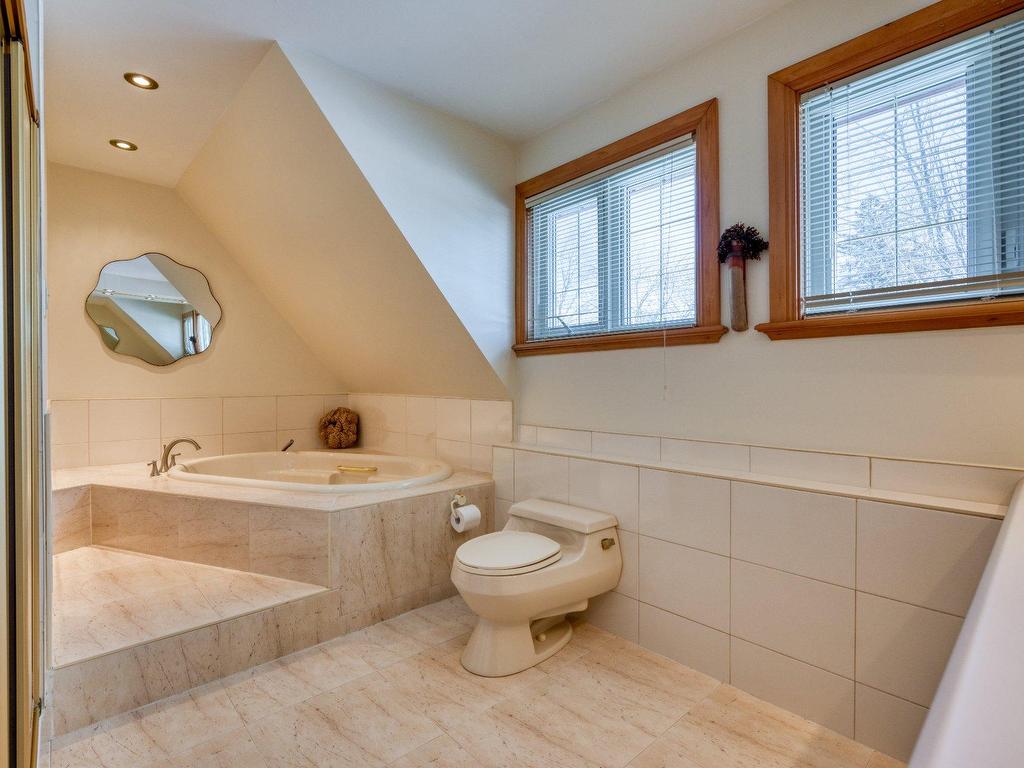 









1009


Boul. de L'Assomption

,
Repentigny (Repentigny),




QC
J6A0B3

