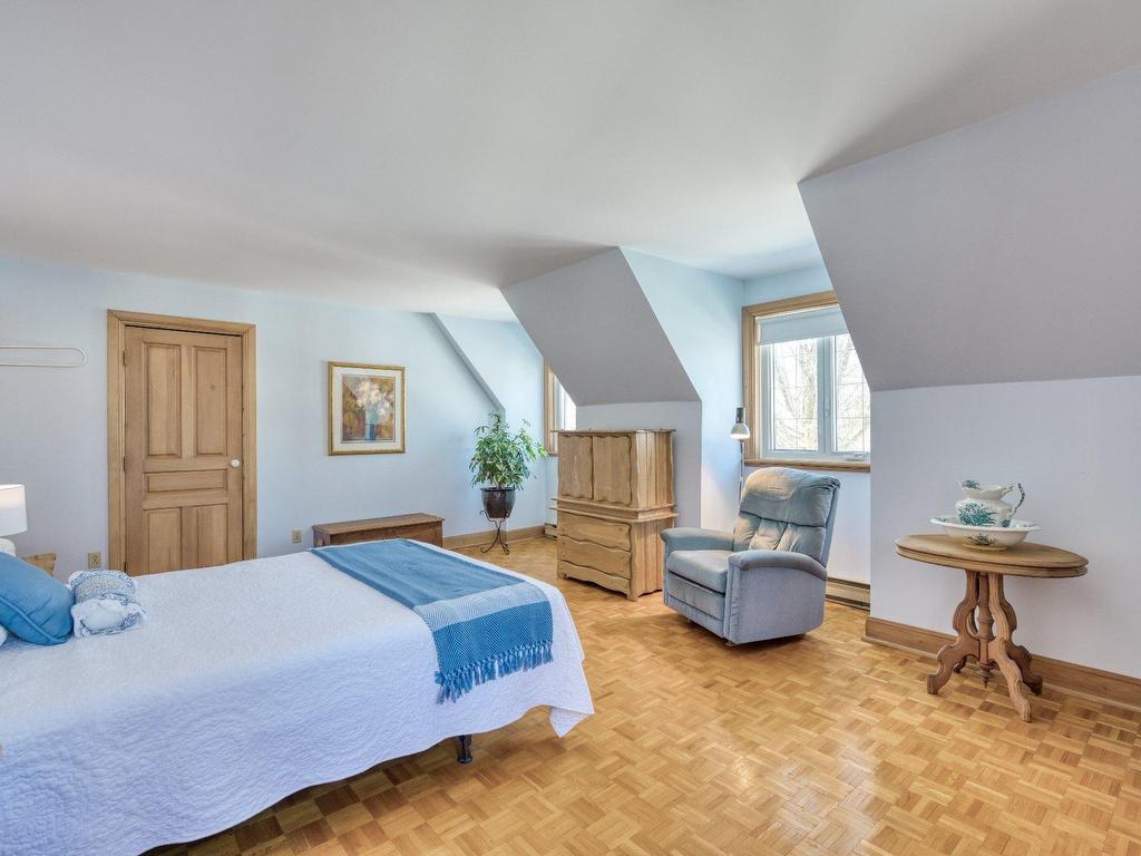 









1009


Boul. de L'Assomption

,
Repentigny (Repentigny),




QC
J6A0B3

