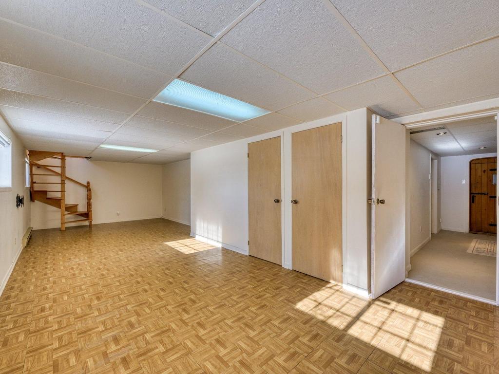 









1009


Boul. de L'Assomption

,
Repentigny (Repentigny),




QC
J6A0B3

