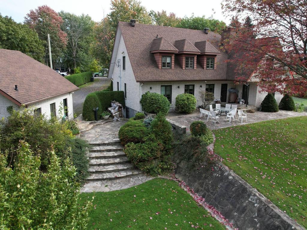 









1009


Boul. de L'Assomption

,
Repentigny (Repentigny),




QC
J6A0B3


