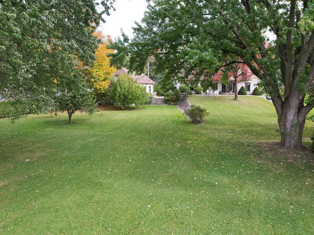 









1009


Boul. de L'Assomption

,
Repentigny (Repentigny),




QC
J6A0B3

