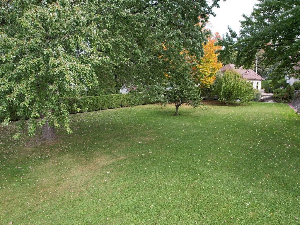 









1009


Boul. de L'Assomption

,
Repentigny (Repentigny),




QC
J6A0B3

