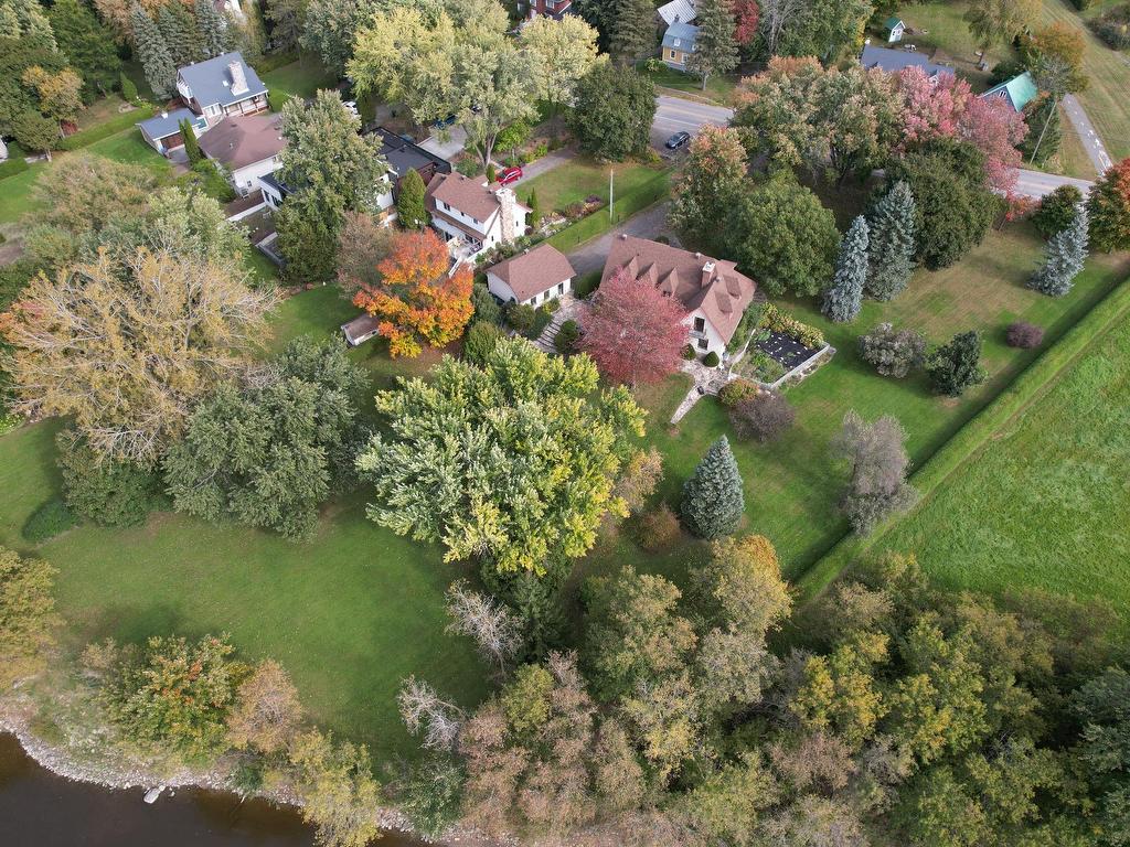 









1009


Boul. de L'Assomption

,
Repentigny (Repentigny),




QC
J6A0B3

