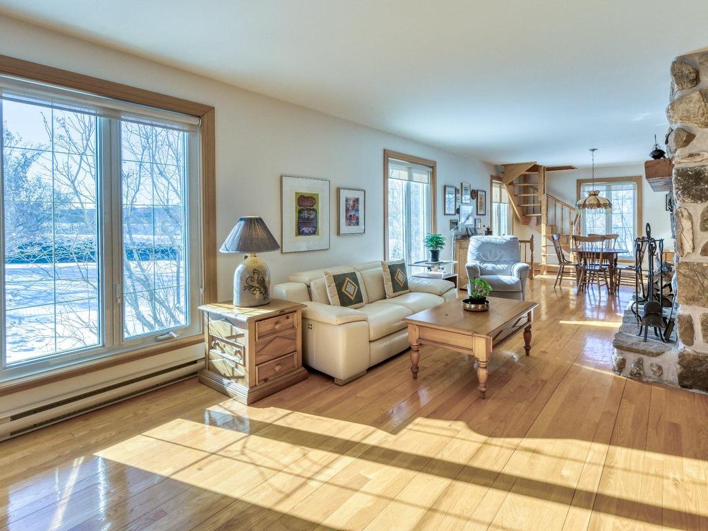 









1009


Boul. de L'Assomption

,
Repentigny (Repentigny),




QC
J6A0B3

