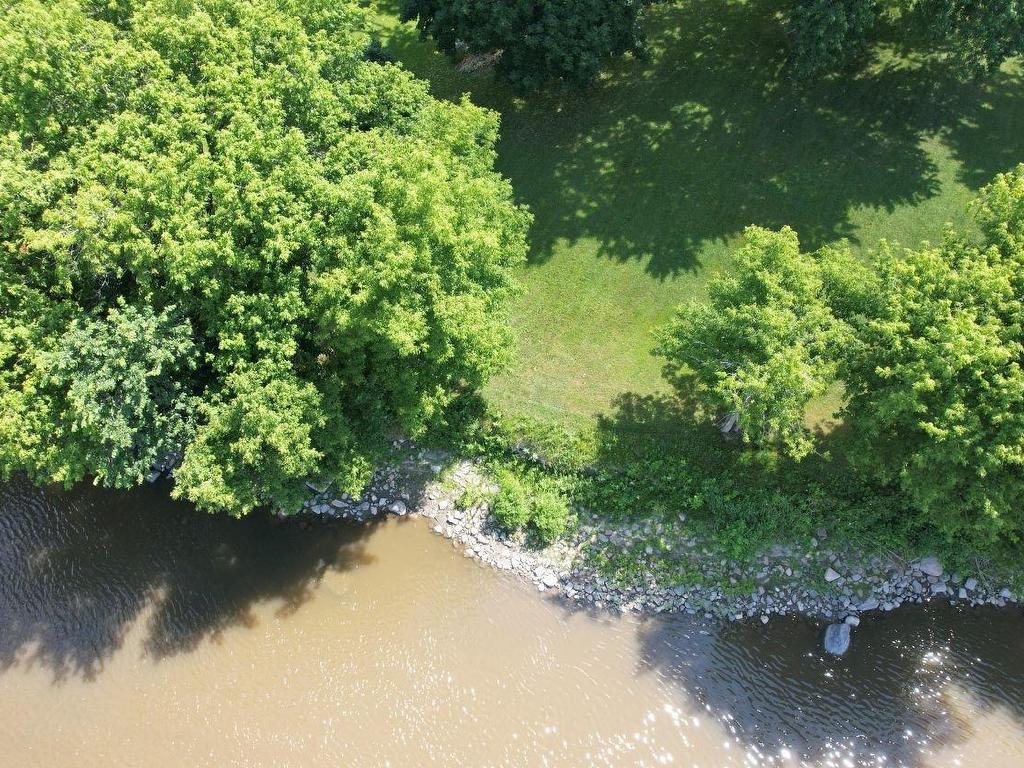 









1009


Boul. de L'Assomption

,
Repentigny (Repentigny),




QC
J6A0B3

