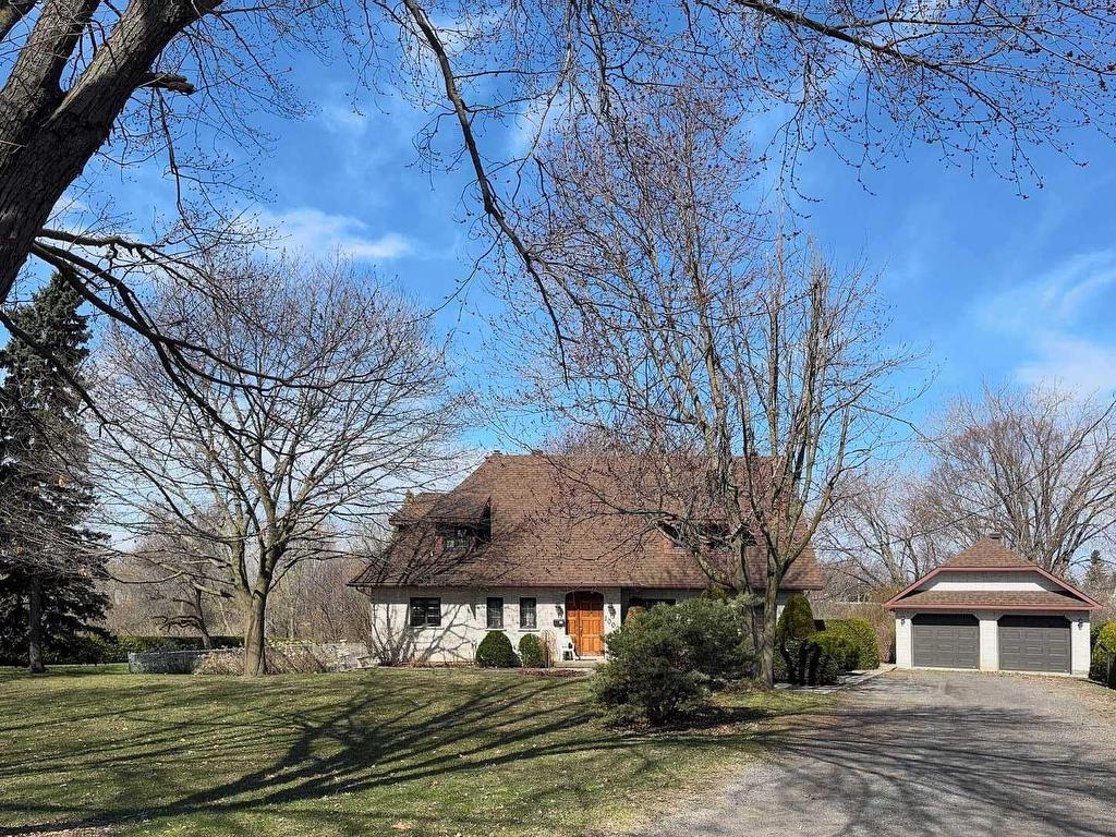 









1009


Boul. de L'Assomption

,
Repentigny (Repentigny),




QC
J6A0B3

