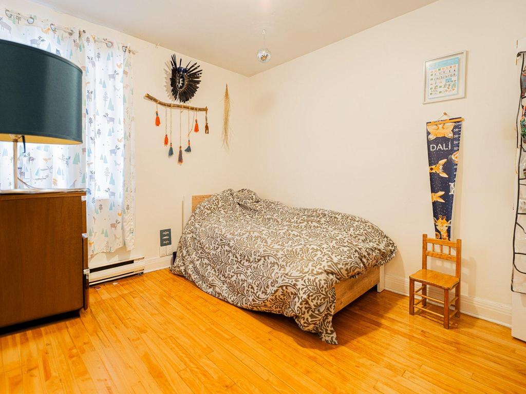 









4607

 - 4009


Av. Coolbrook

,
Montréal (Côte-des-Neiges/Notre-Dame-de-Grâce),




QC
H3K2K7


