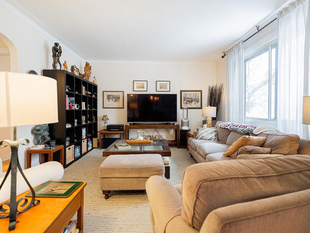 









4607

 - 4009


Av. Coolbrook

,
Montréal (Côte-des-Neiges/Notre-Dame-de-Grâce),




QC
H3K2K7

