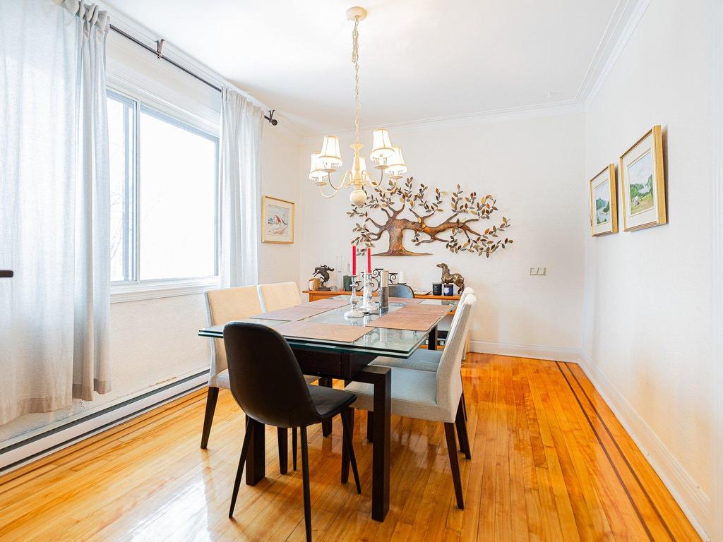 









4607

 - 4009


Av. Coolbrook

,
Montréal (Côte-des-Neiges/Notre-Dame-de-Grâce),




QC
H3K2K7

