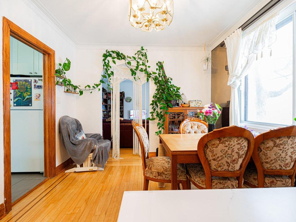 









4607

 - 4009


Av. Coolbrook

,
Montréal (Côte-des-Neiges/Notre-Dame-de-Grâce),




QC
H3K2K7

