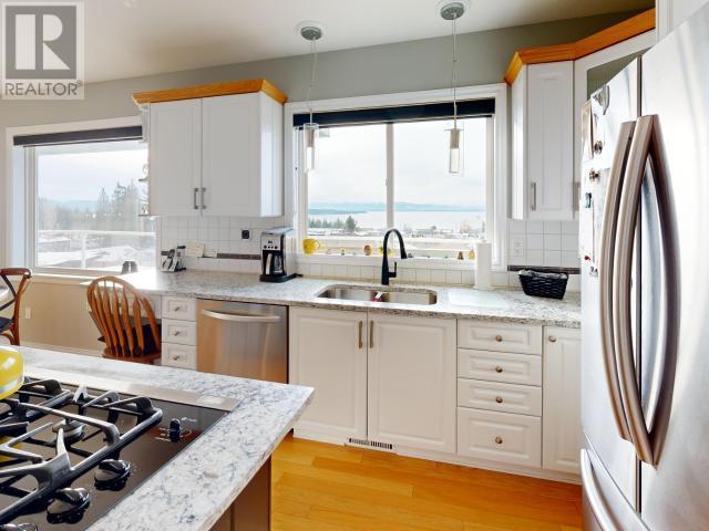 












3777 ONTARIO AVE

,
Powell River,




British Columbia
