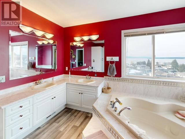 












3777 ONTARIO AVE

,
Powell River,




British Columbia
