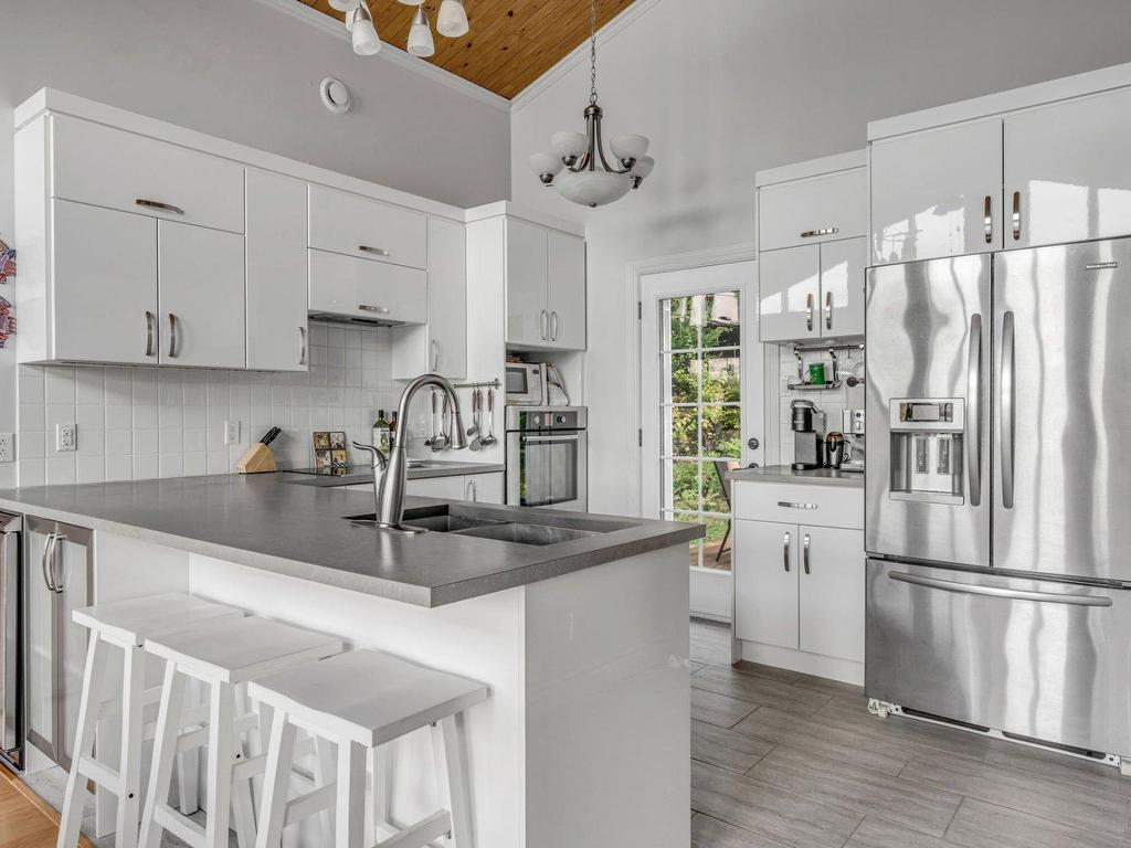 









4339


Rue de la Fourmi

,
Saint-Raymond,




QC
G3L4Y9

