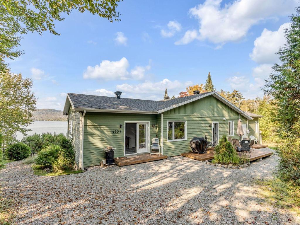 









4339


Rue de la Fourmi

,
Saint-Raymond,




QC
G3L4Y9

