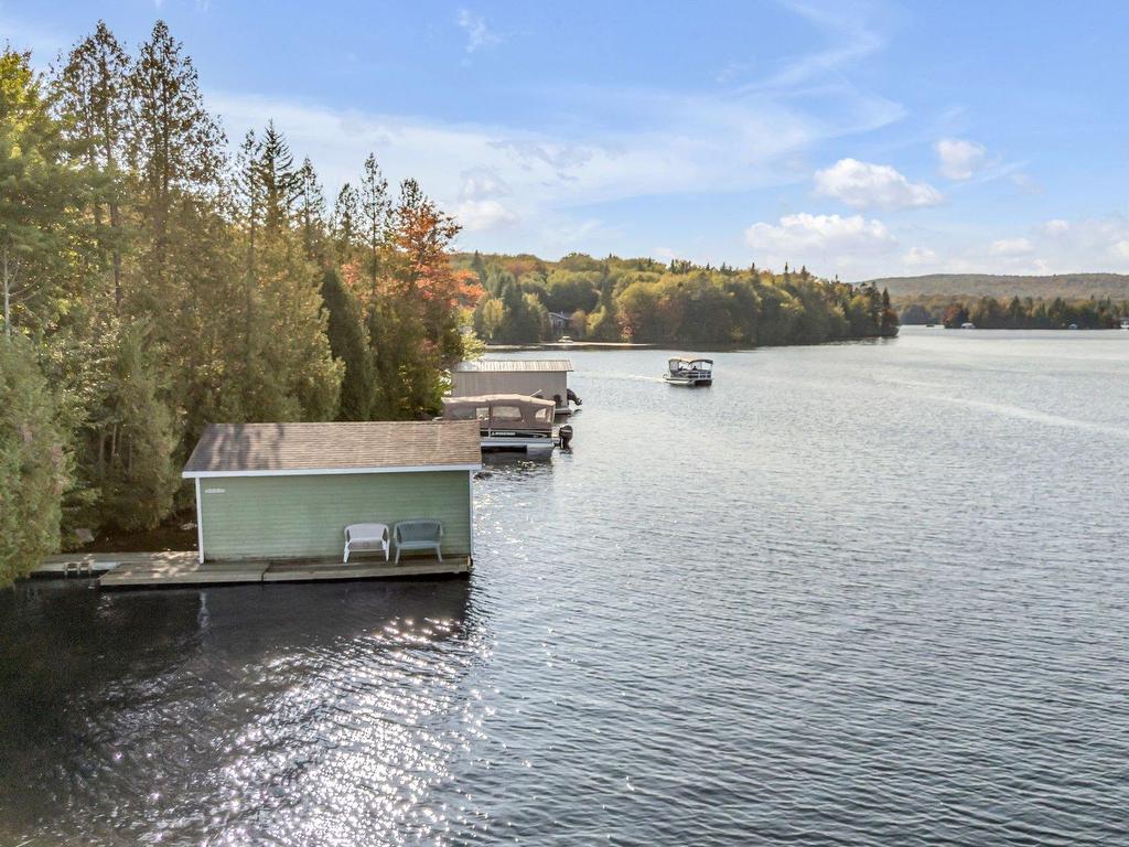 









4339


Rue de la Fourmi

,
Saint-Raymond,




QC
G3L4Y9

