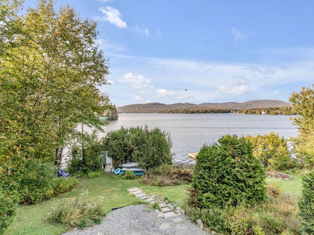 









4339


Rue de la Fourmi

,
Saint-Raymond,




QC
G3L4Y9

